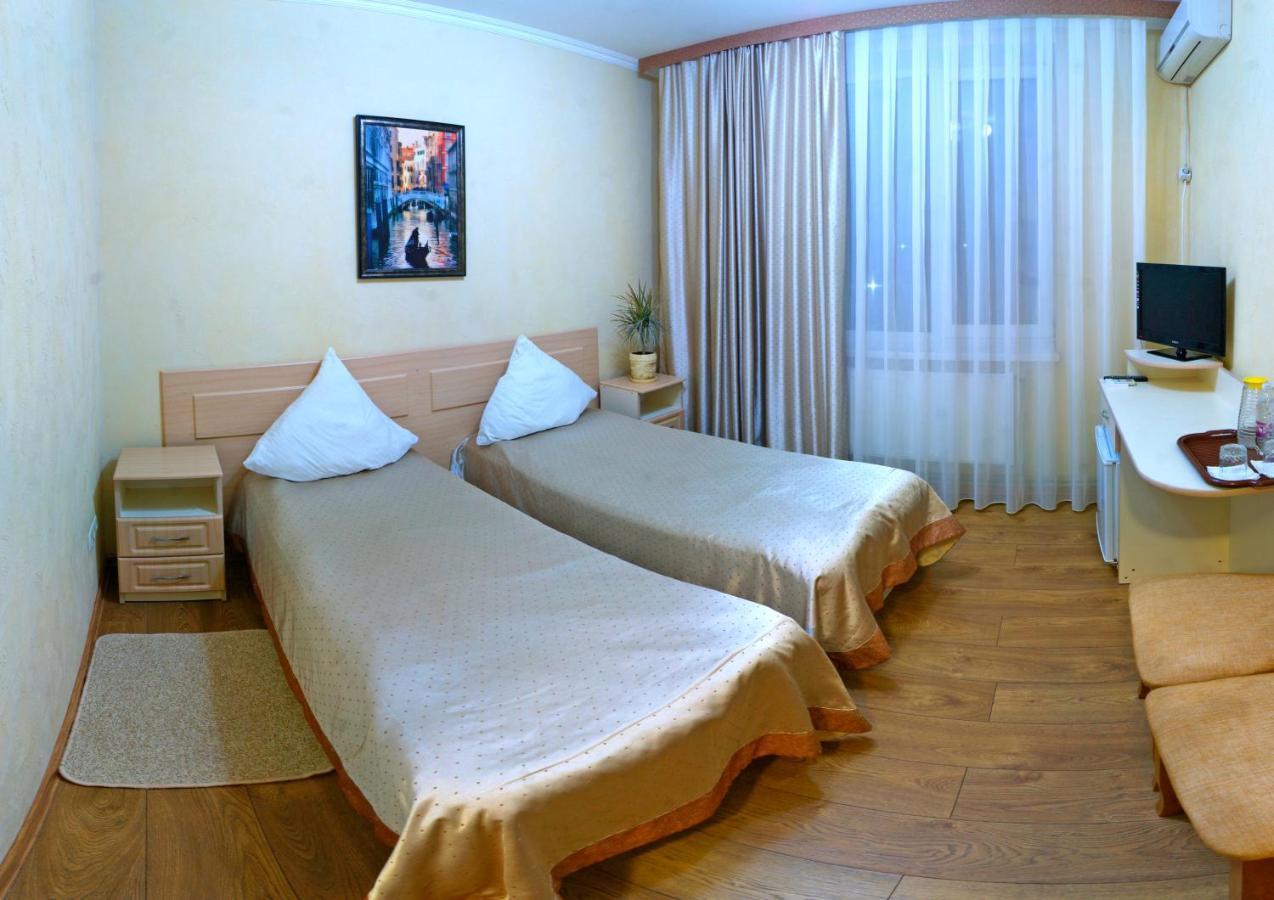 Hotel De Luxe Chmielnik Zewnętrze zdjęcie